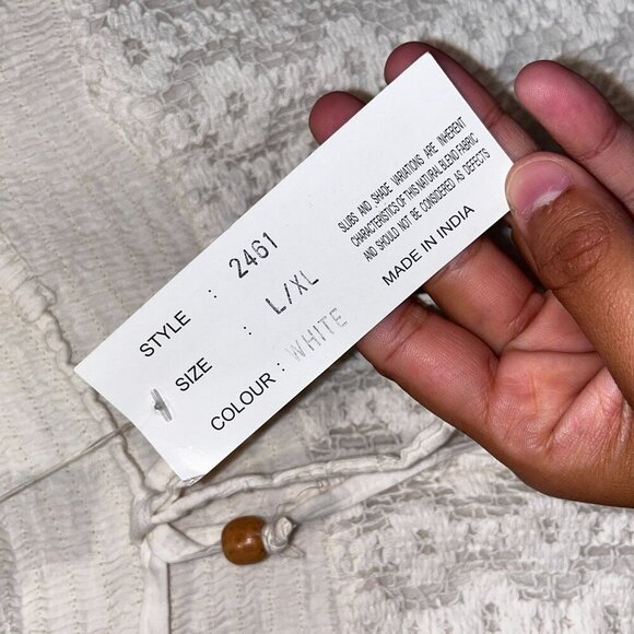 NWT Liam Hangs White Crochet Boho Cover-up Women's Pants Size L/XL - Picture 6 of 11